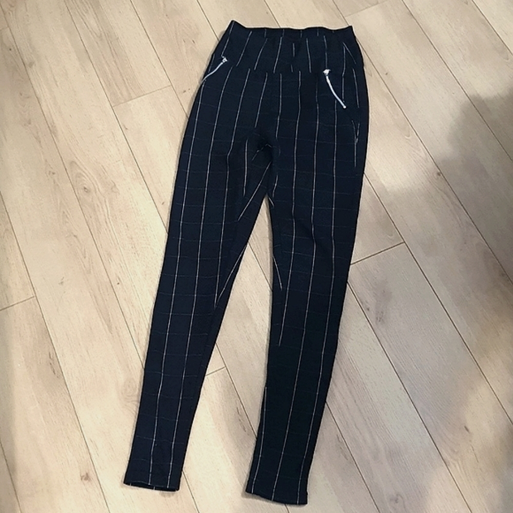 Black Striped/Checkerd leggings